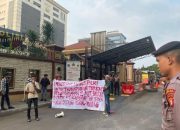 Konsorsium Mahasiswa Sultra Tuntut Keterbukaan Penyegelan Alat Berat Di PT Kasmar Tiar Raya