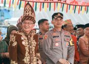 Kapolres Konawe Pimpin Langsung Pengamanan Pawai Budaya nusantara Dan Musyawarah Adat Tolaki