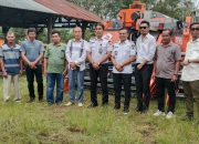 Bupati Konawe menyerahkan Bantuan Alsintan Bersama Anggota DRPD Konawe. Kelompok Tani brigade, 