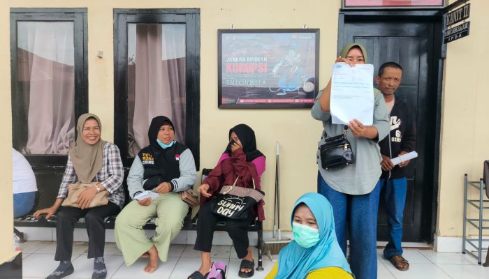 Puluhan Orang Tua Murid di Konawe Laporkan Dugaan Korupsi Dana PIP di SDN 1 Mokaleleo