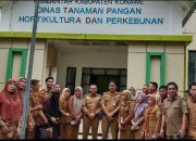 Bupati Konawe H. Yusran Akbar Secara Resmi Menyerahkan bantuan Alsintan Kelompok Tani