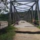 Jembatan Penghubung antara Dua Kabupaten Konawe Dan Koltim lumpu total